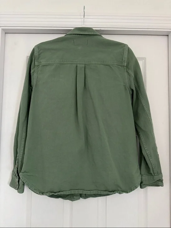 Madewell Women’s Sage Green Button-Up Utility Shirt - Picture 2 of 3